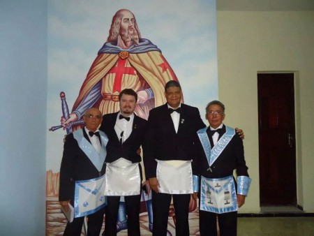 Iniciação conjunta da Defensores da Ordem nº 93 e Obreiros da União nº 74 - Mauriti - 01/06/14 - IIr.'. Juarez, Bruno Tavares, Jailson e Tatá.